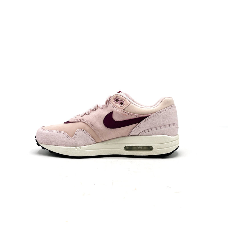 Nike - Air Max 1 - Barely Rose True Berry (Dames)